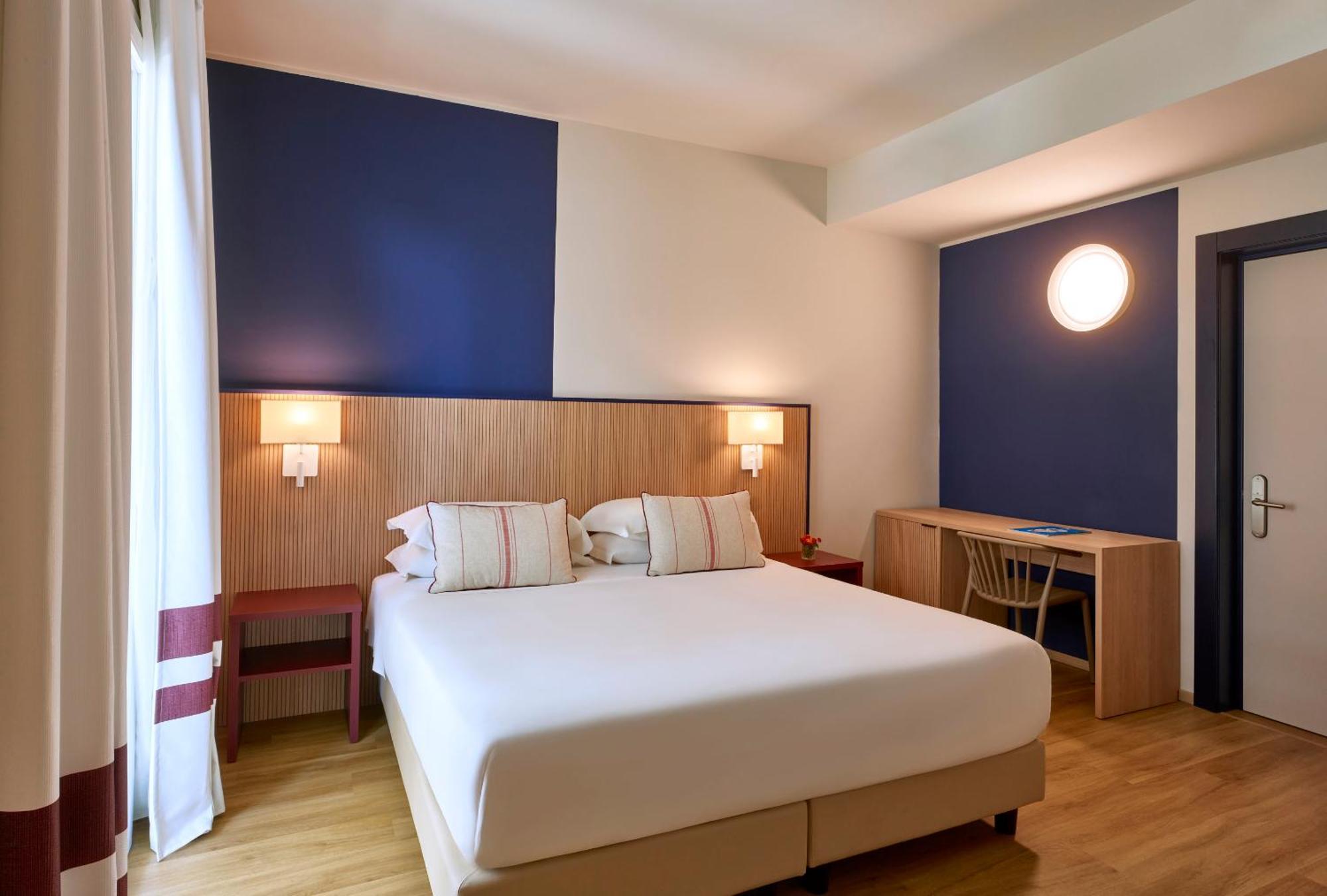 Serena Majestic Residence Montesilvano Marina Kültér fotó