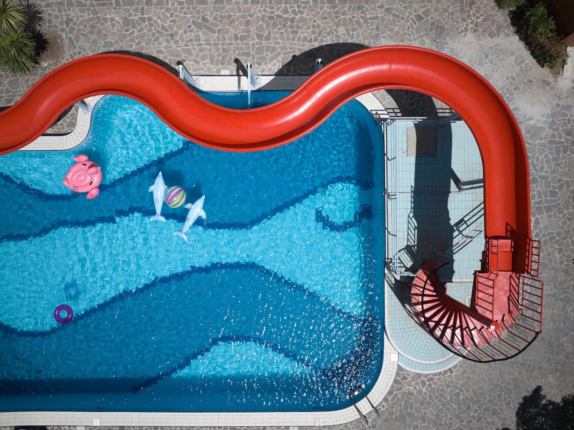 Serena Majestic Residence Montesilvano Marina Kültér fotó